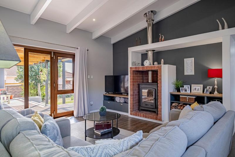 3 Bedroom Property for Sale in Kamma Heights Eastern Cape